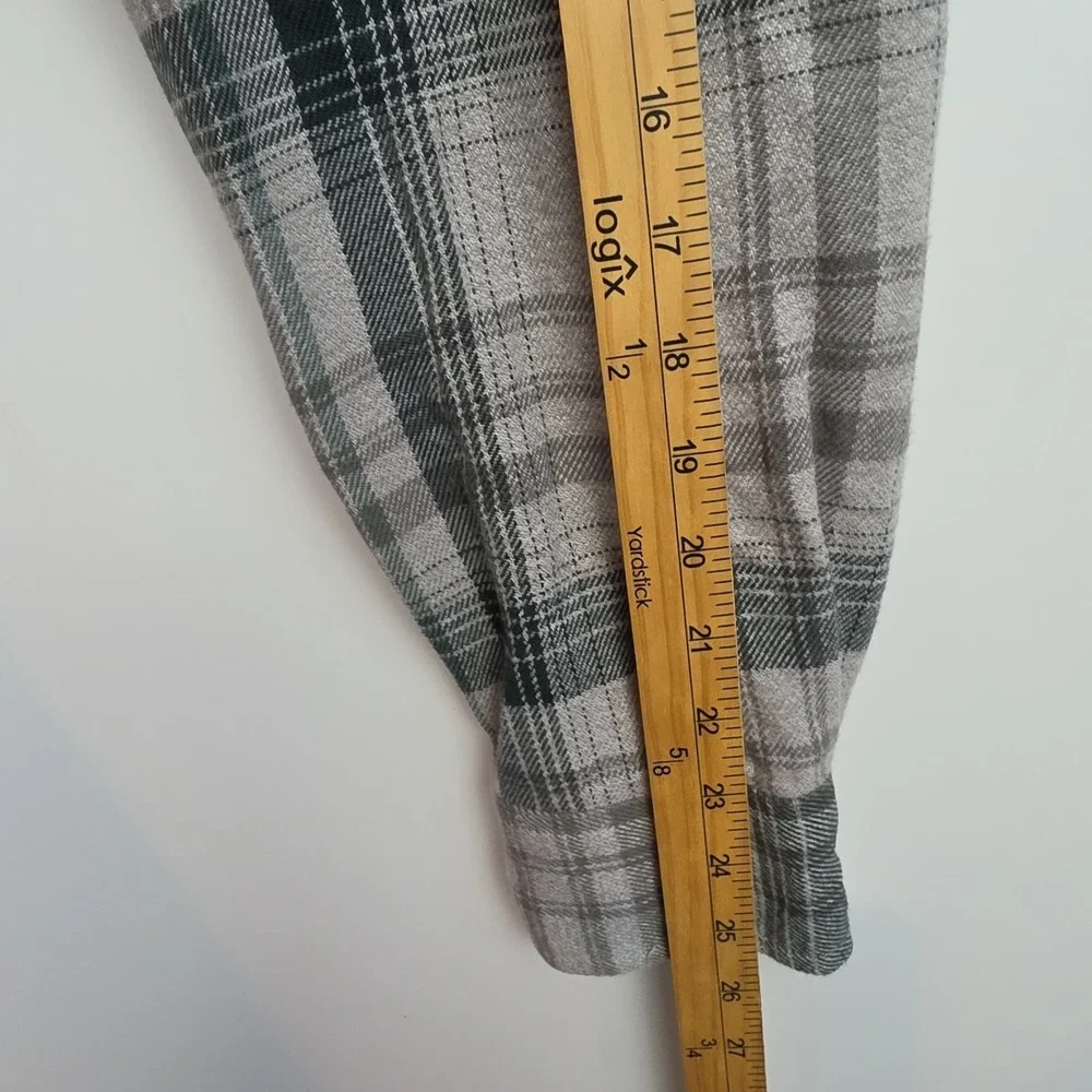 The North‎ Face Button-Up Flannel Shirt Men's L Tan/Green Plaid Long Sleeves
